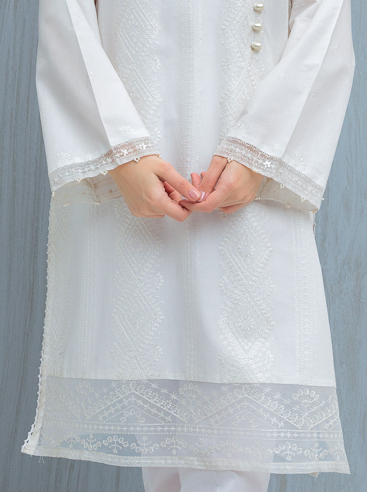 EMBROIDERED SHIRT