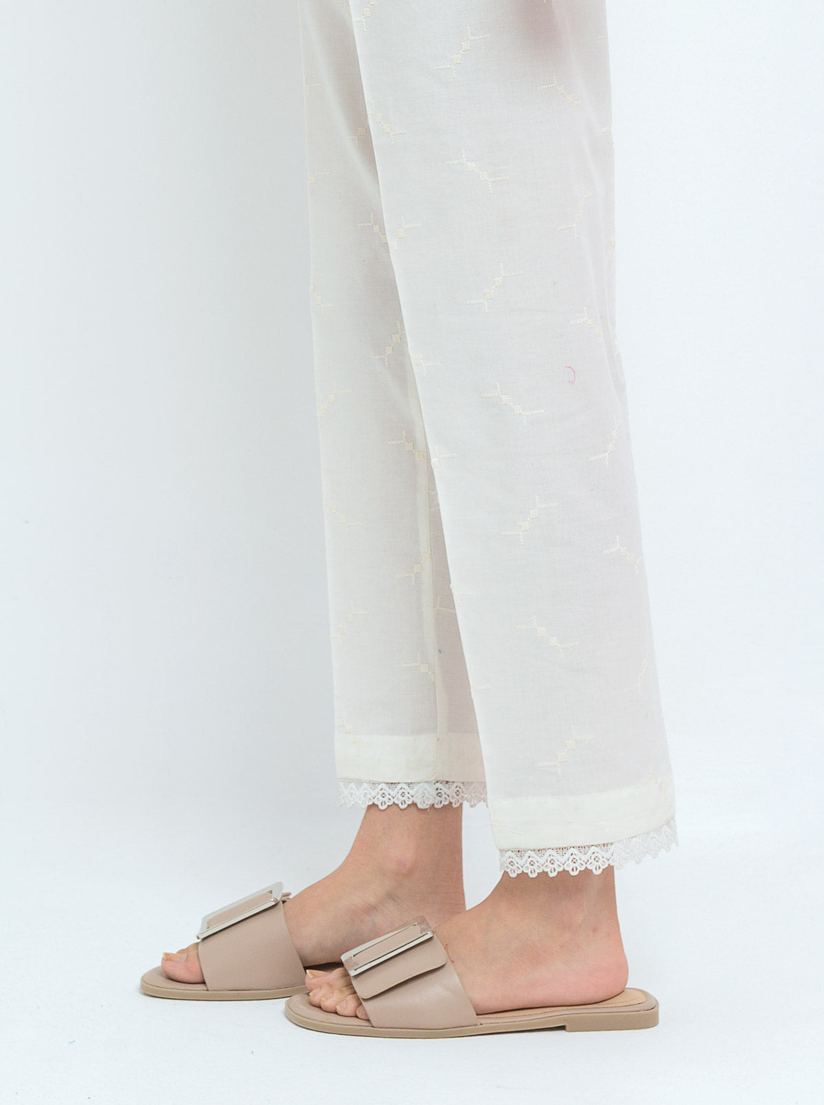 EMBROIDERED STRAIGTH PANTS