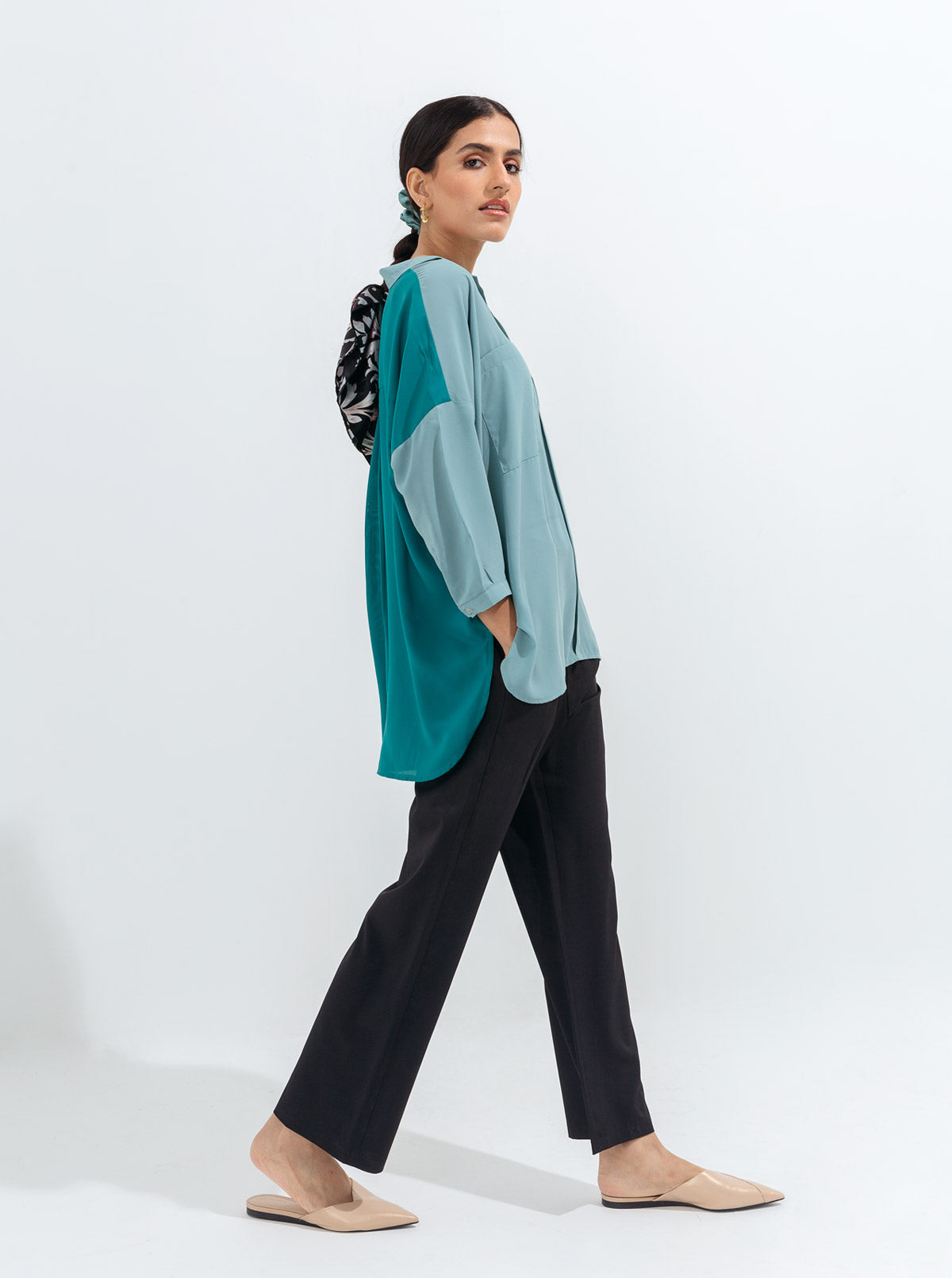 COLOR BLOCK FLOWY SHIRT