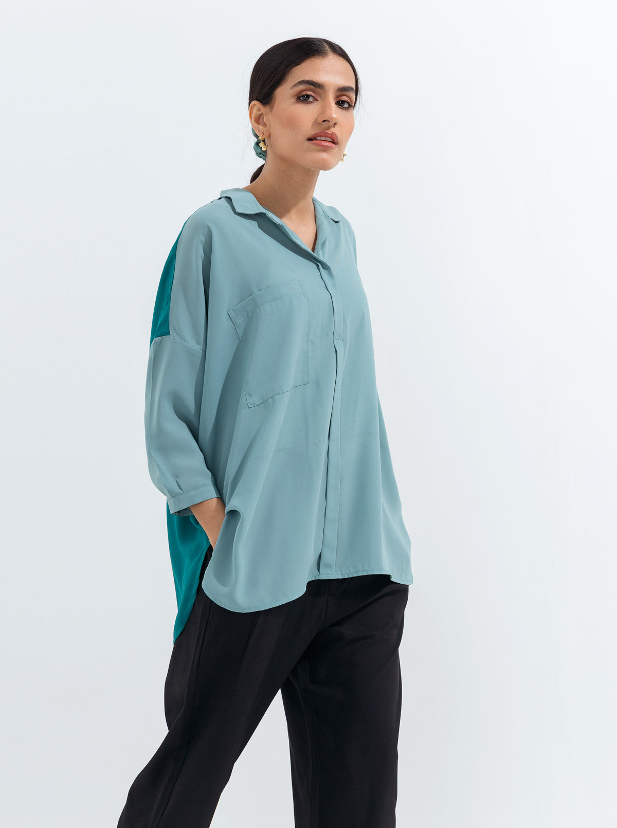COLOR BLOCK FLOWY SHIRT