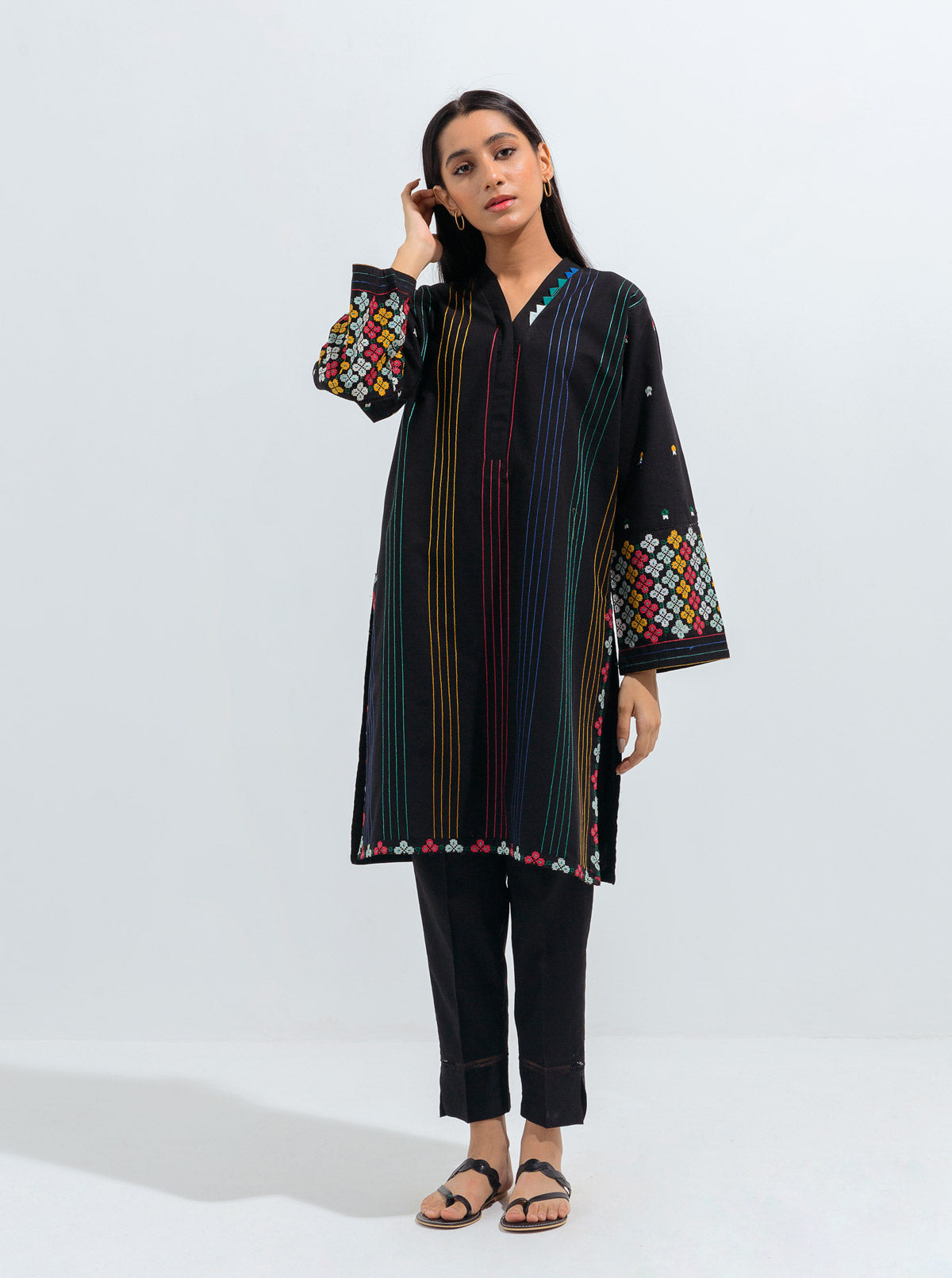 EMBROIDERED SHIRT