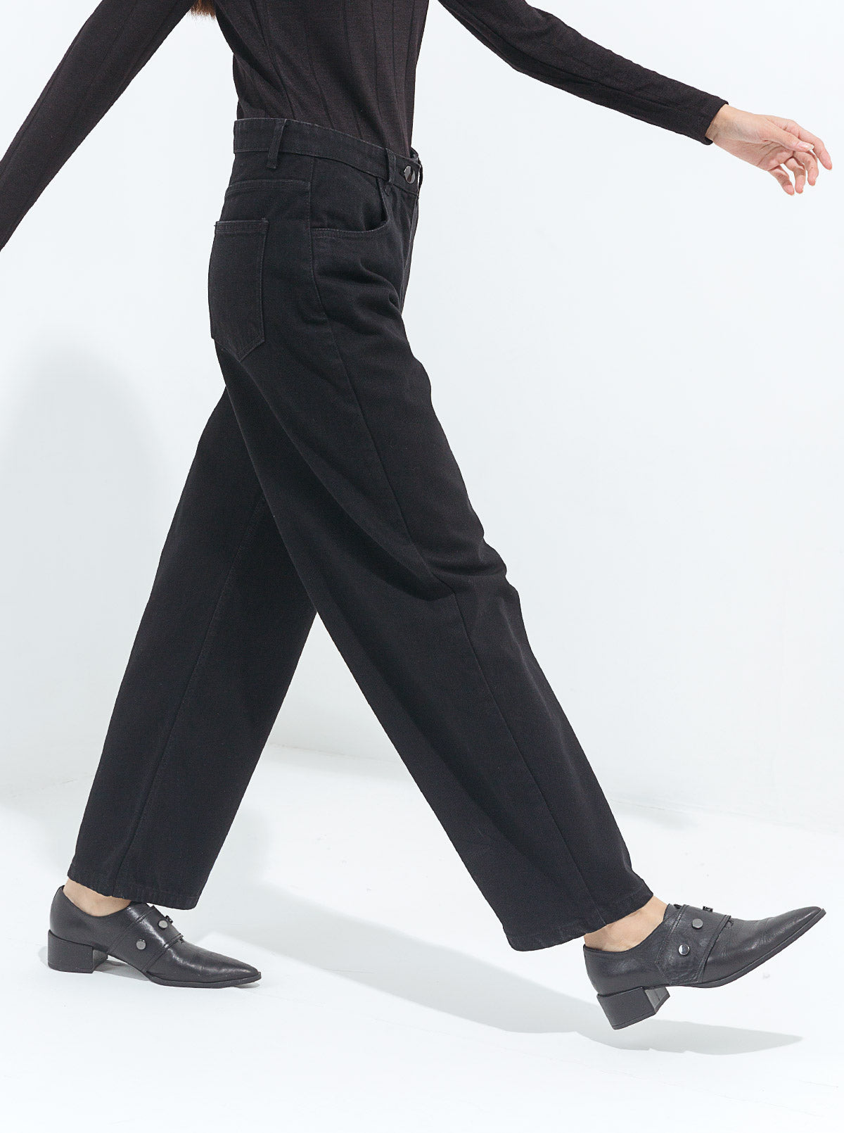 BLACK WIDE LEG JEANS