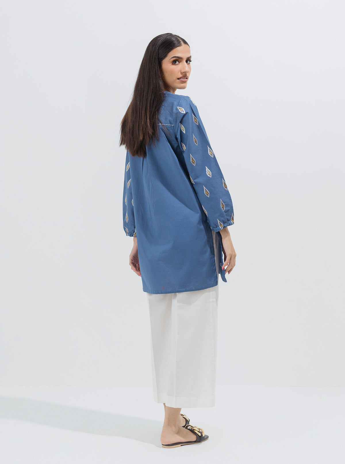 EMBROIDERED SHIRT