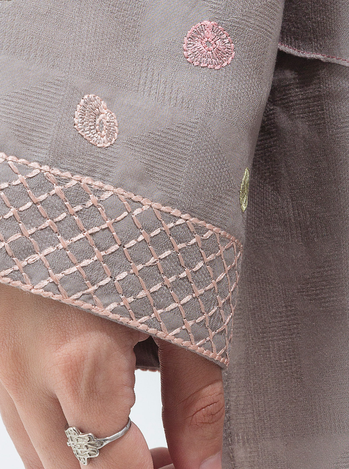 EMBROIDERED SHIRT