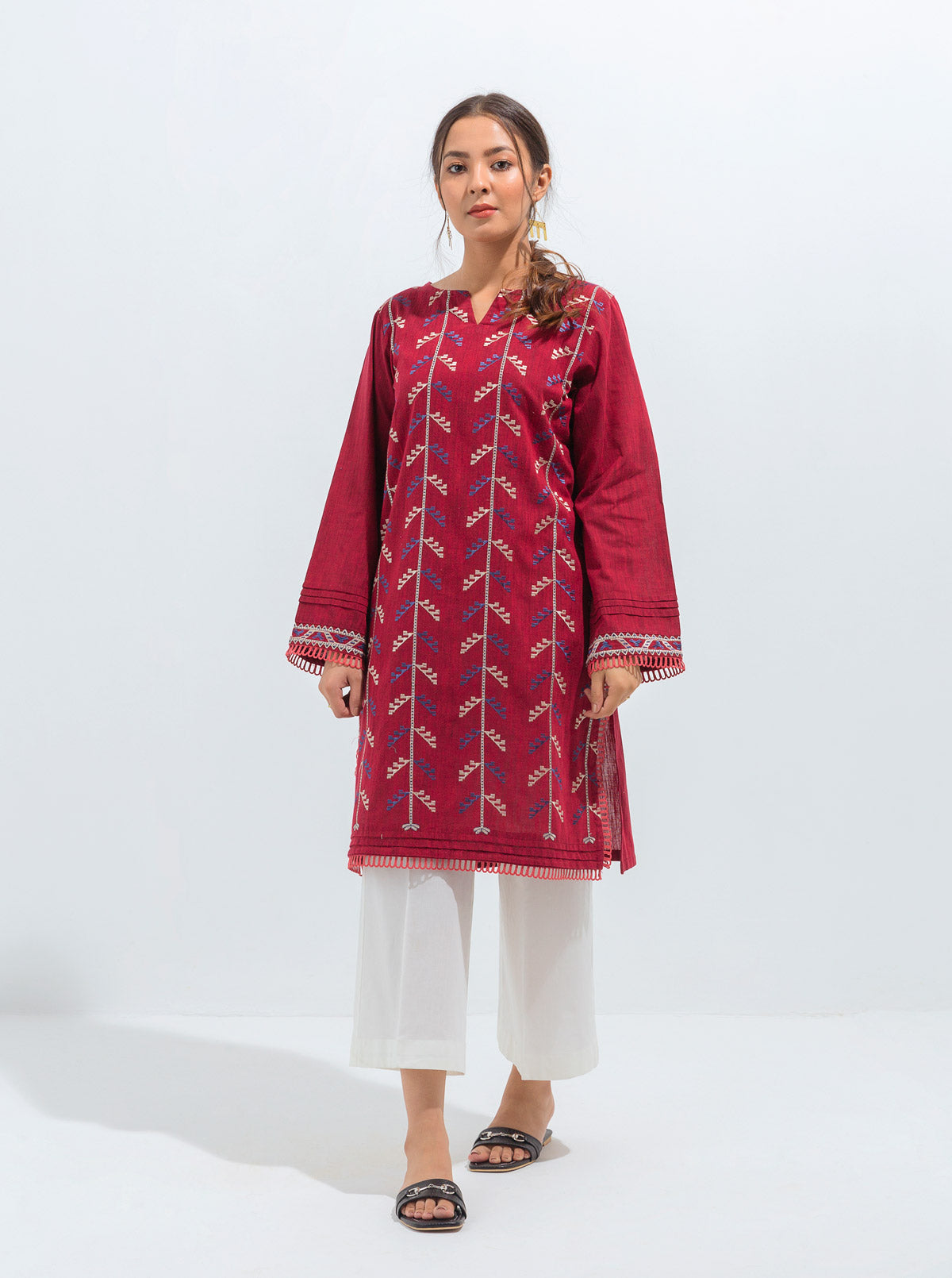 EMBROIDERED SHIRT