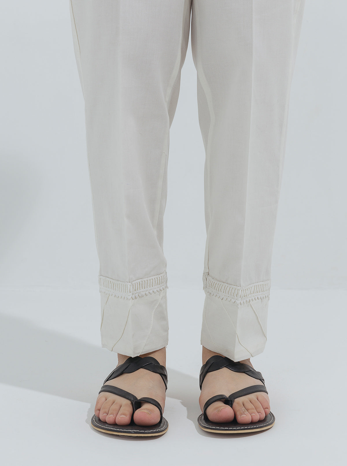 BASIC STRAIGHT PANTS