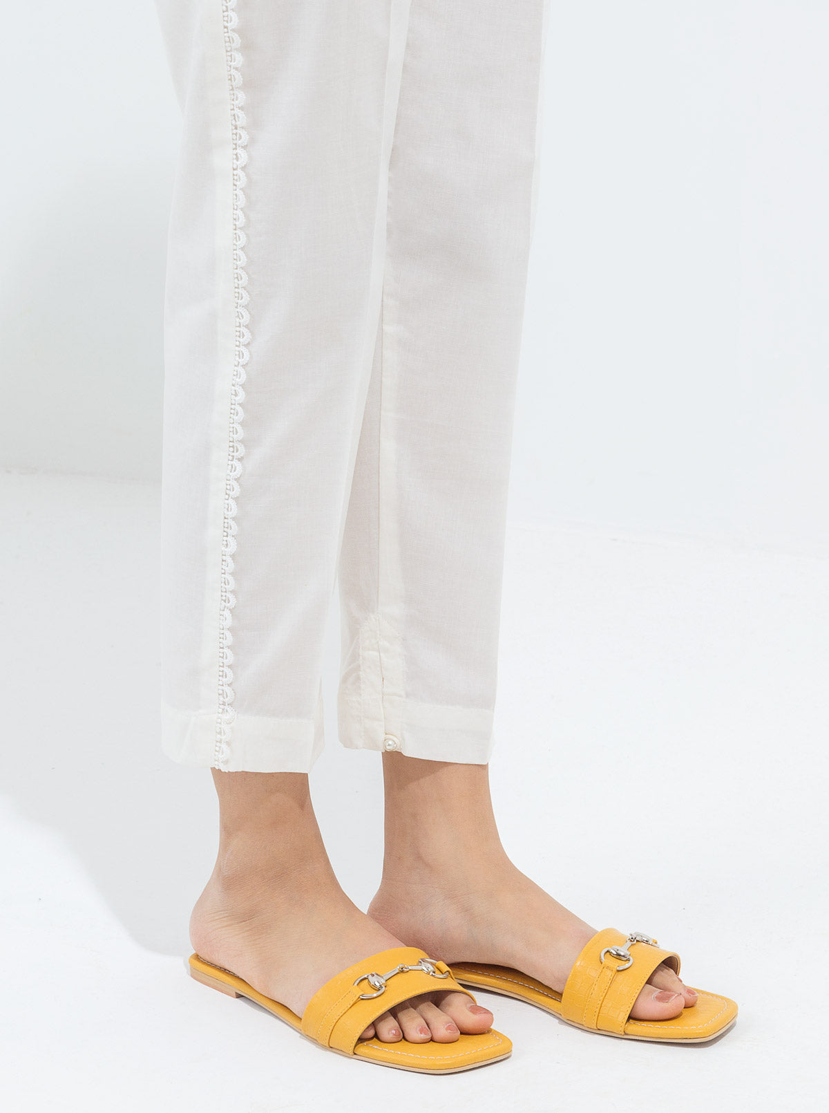 BASIC STRAIGHT PANTS