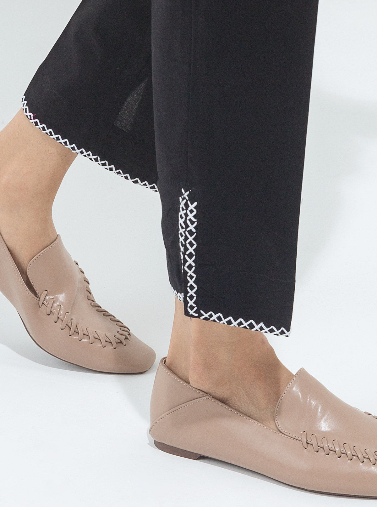 BASIC STRAIGHT PANTS