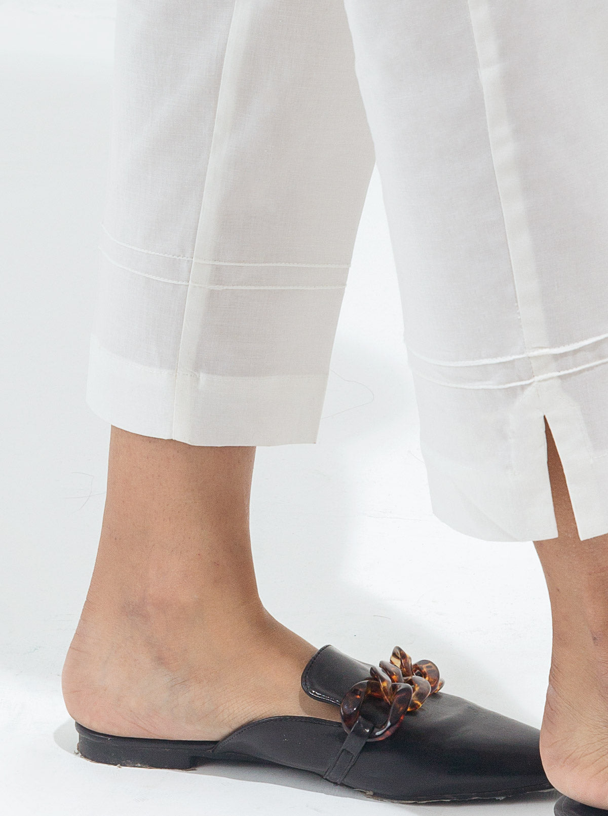 BASIC STRAIGHT PANTS