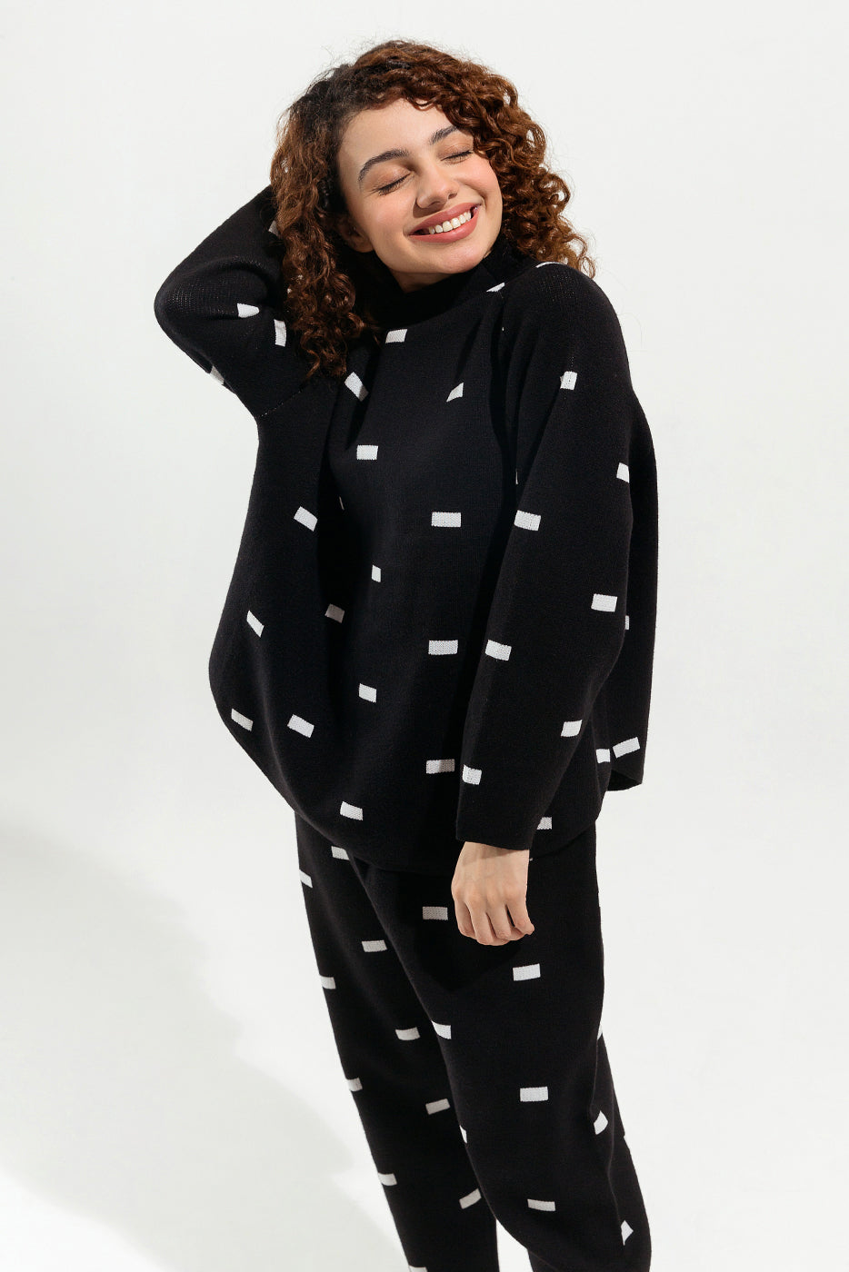 MONOCHROME CO-ORD SET