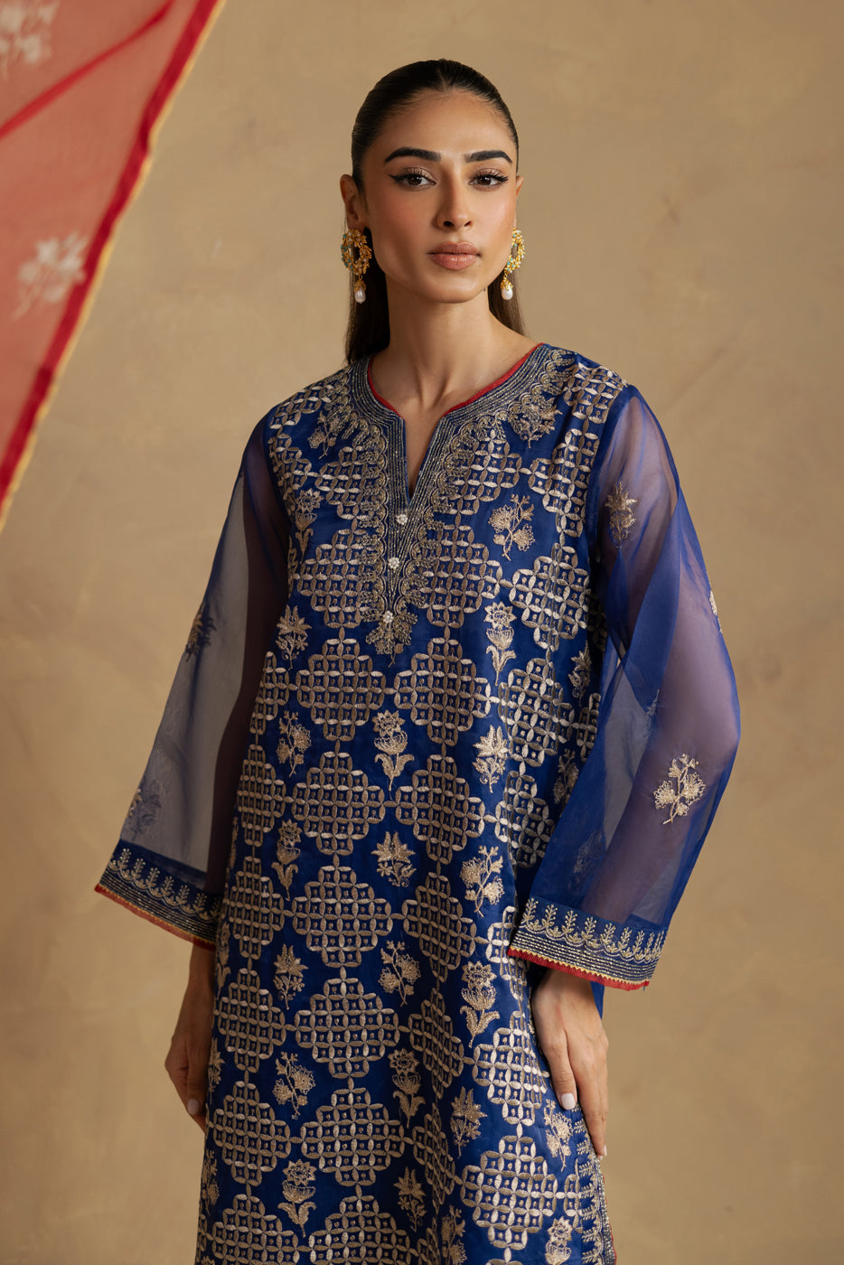 3 PIECE EMBROIDERED ORGANZA SUIT (LUXURY-PRET)