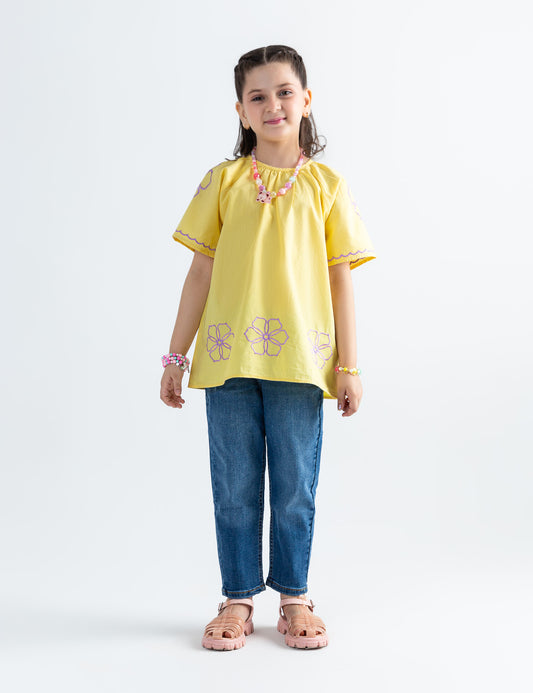FLORAL EMBROIDERED TOP