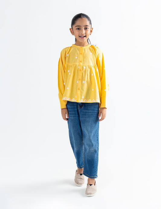 FLORAL EMBROIDERED TOP