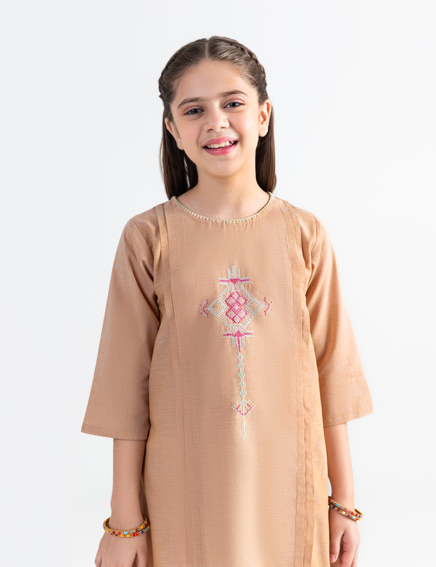 GEOMATRIC EMBROIDERED KURTI