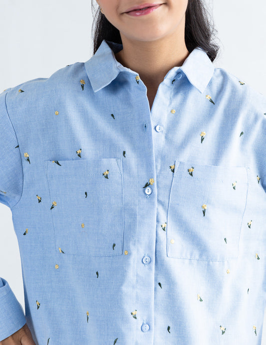 FLORAL EMBROIDERED BUTTON DOWN TOP