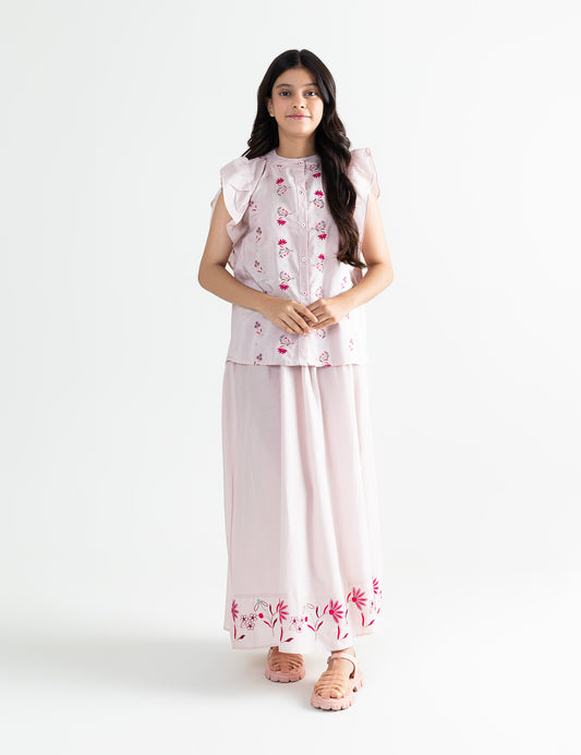 FLORAL EMBROIDERD TOP