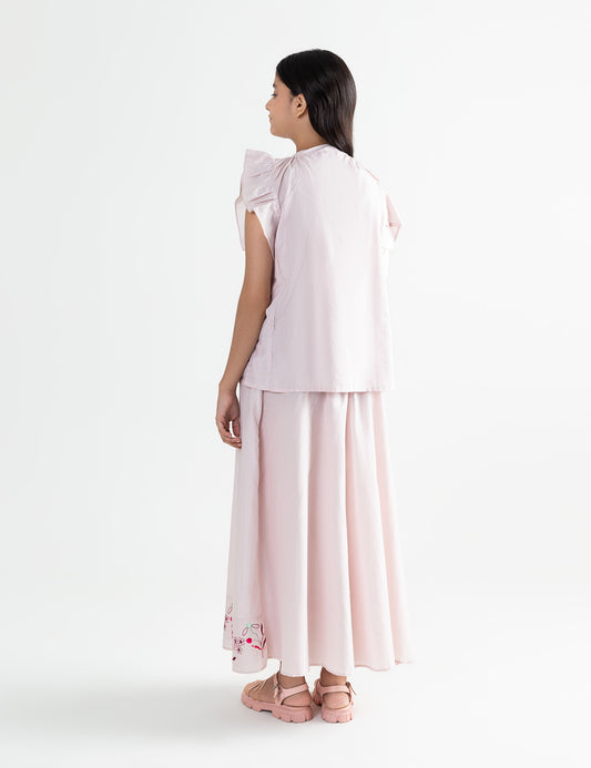 FLORAL EMBROIDERD TOP