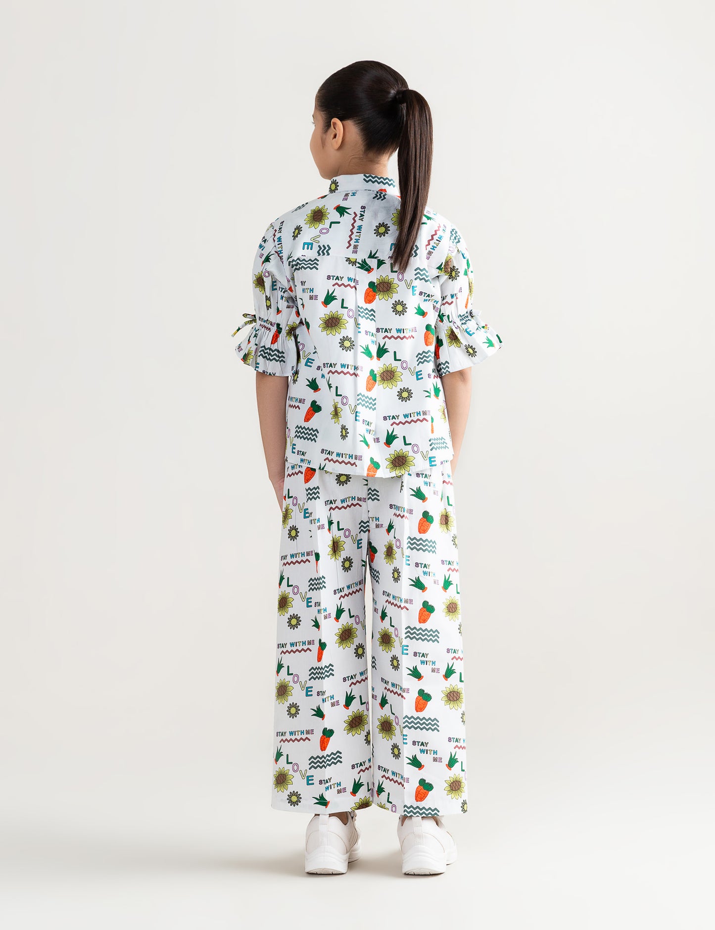 2 PIECE ALLOVER FLORAL & CARROT PRINTED SUIT