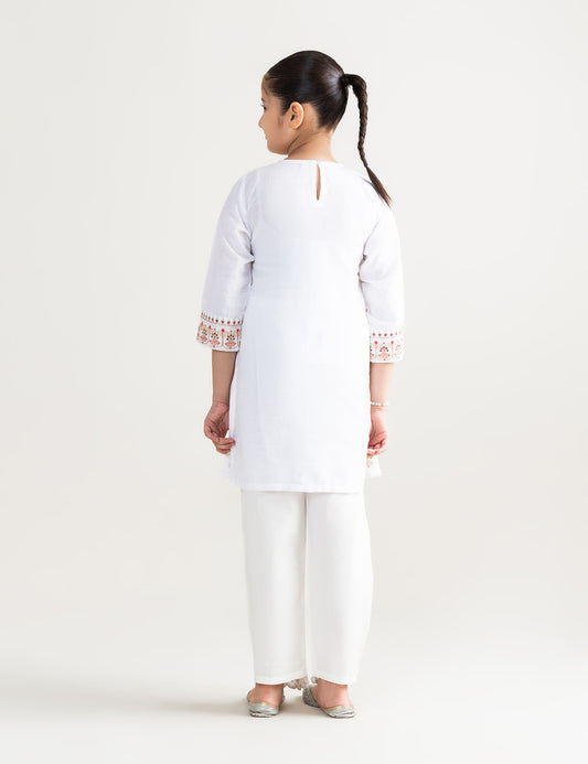 ETHNIC EMBROIDERED TOP