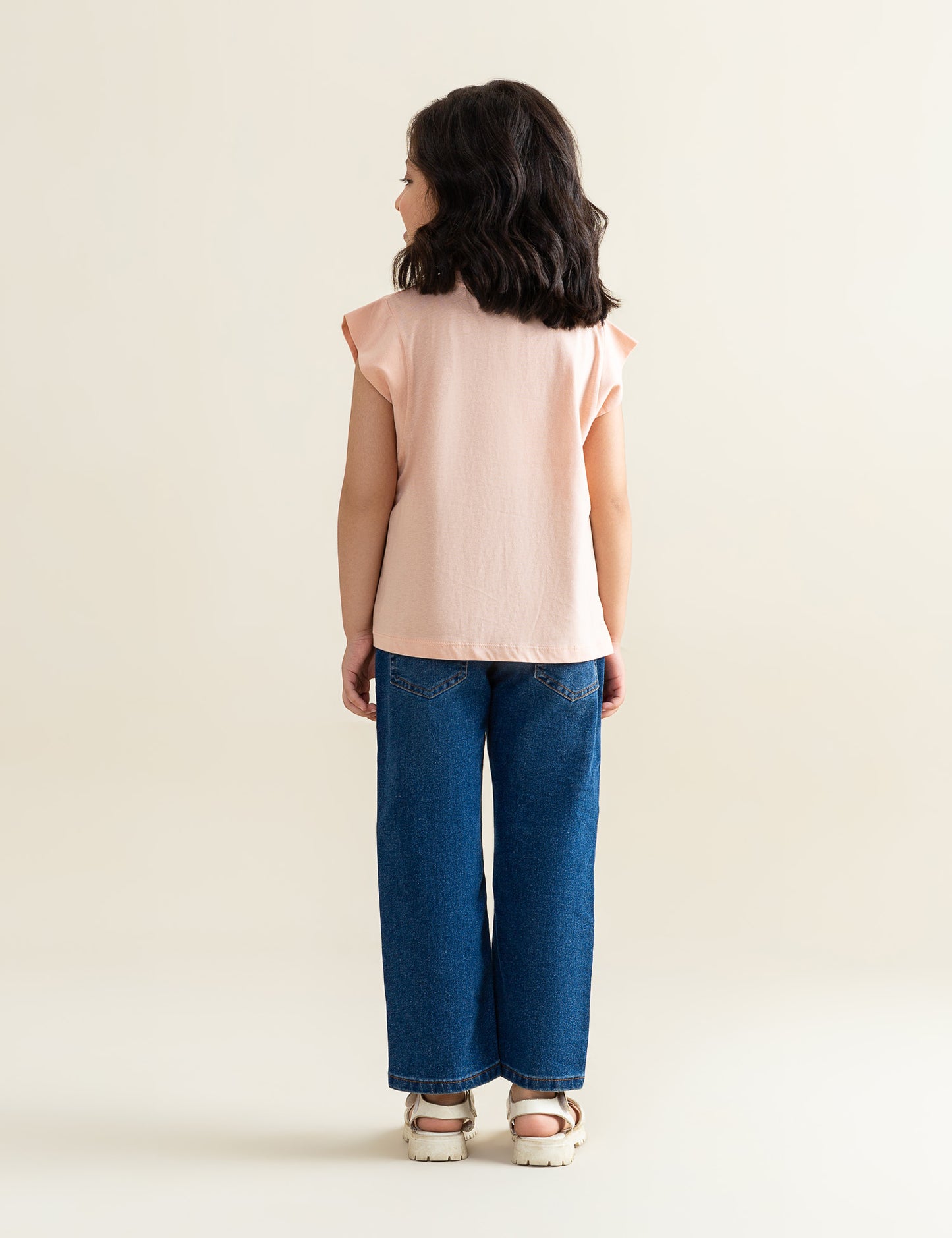 PRETTY VIBES PRINTED T-SHIRT