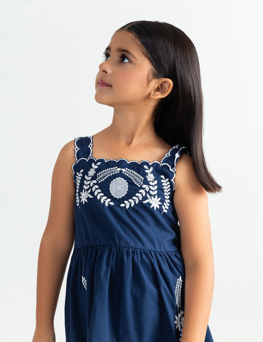 FLORAL EMBROIDERED DRESS