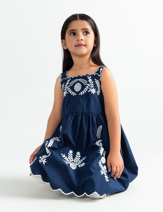 FLORAL EMBROIDERED DRESS