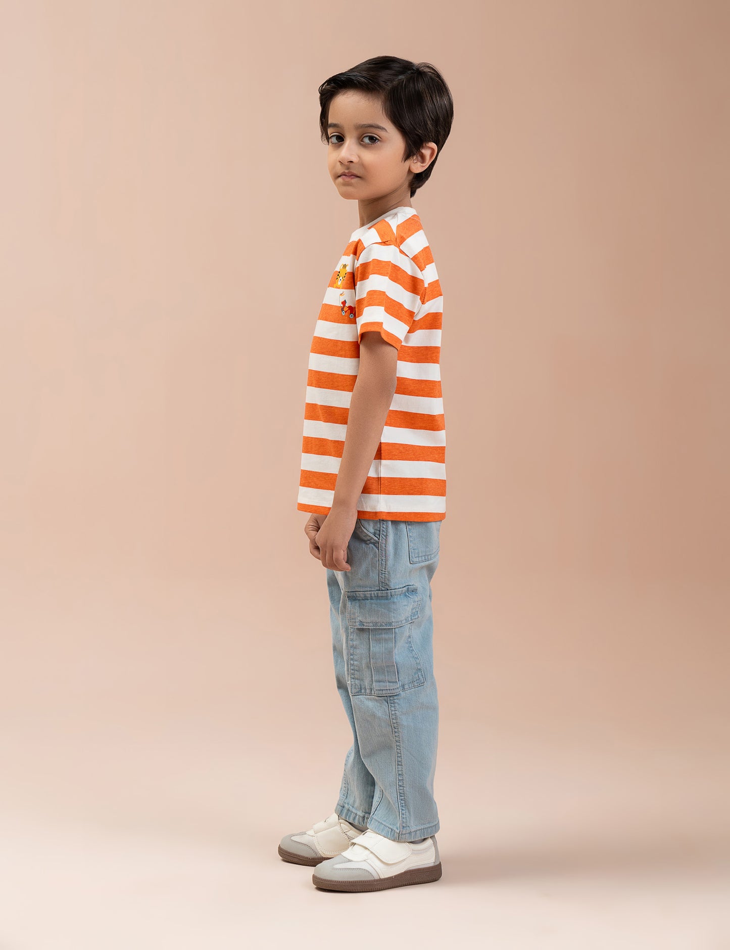 STRIPED GRAPHIC T-SHIRT