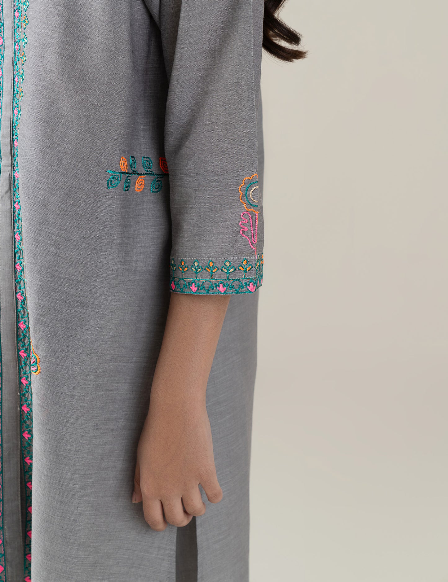 2 PIECE VIBRANT EMBROIDERED SUIT