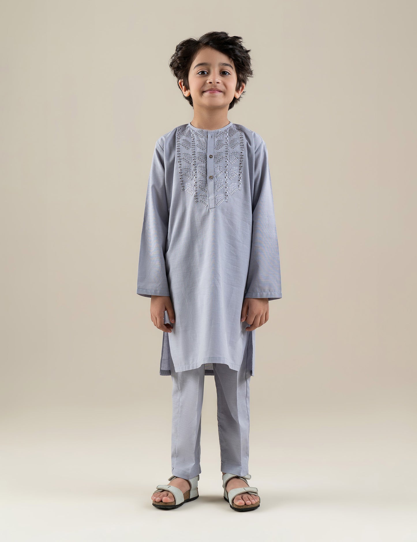 2 PIECE CLASSIC EMBROIDERED SUIT