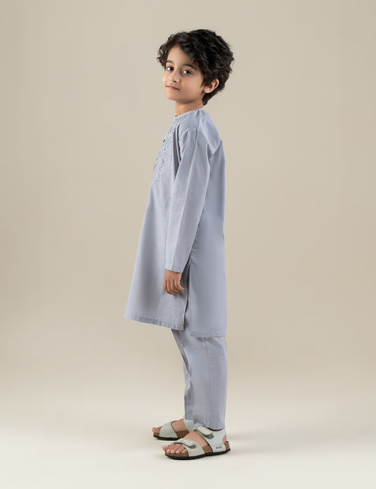 2 PIECE CLASSIC EMBROIDERED SUIT