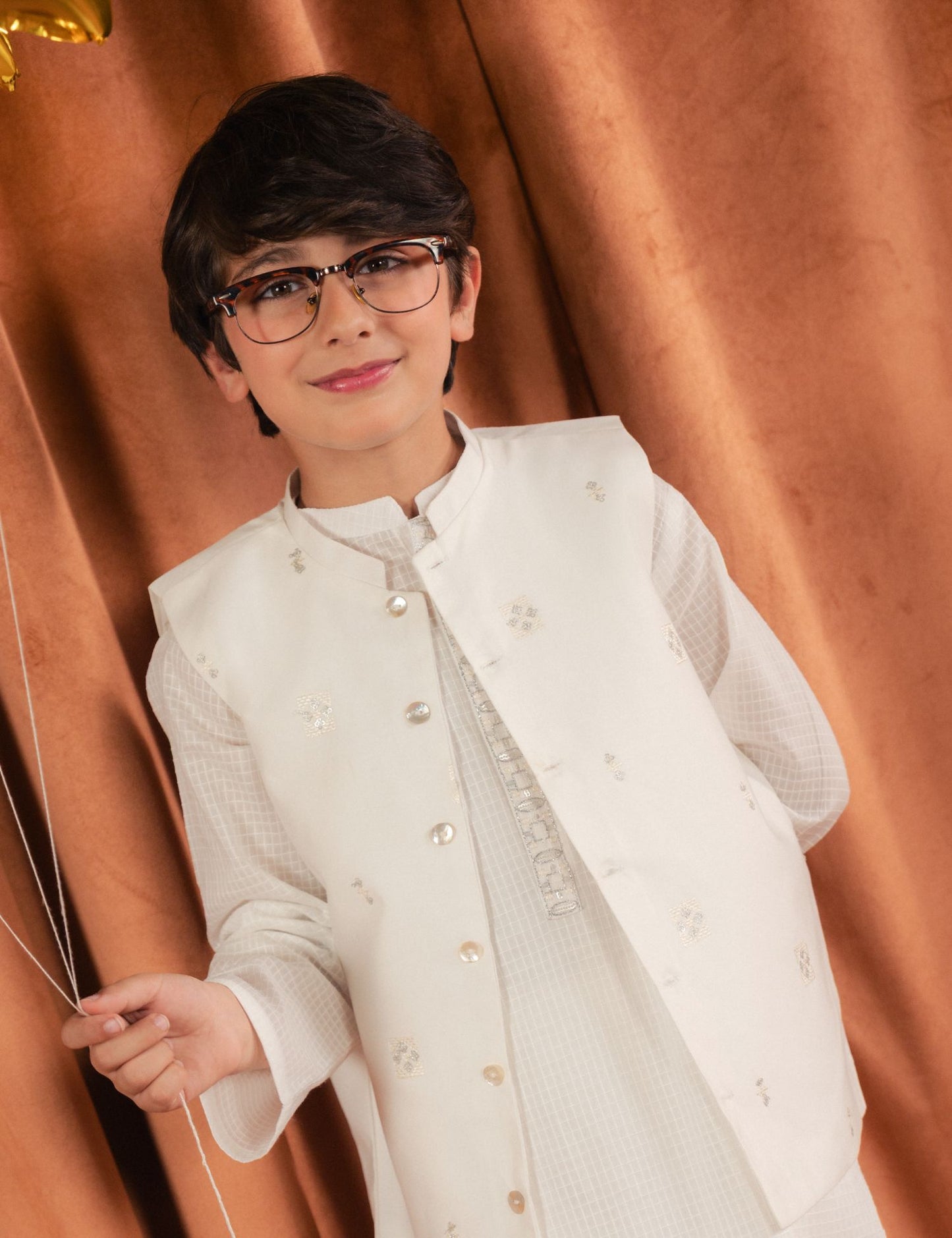 EMBROIDERED WAISTCOAT