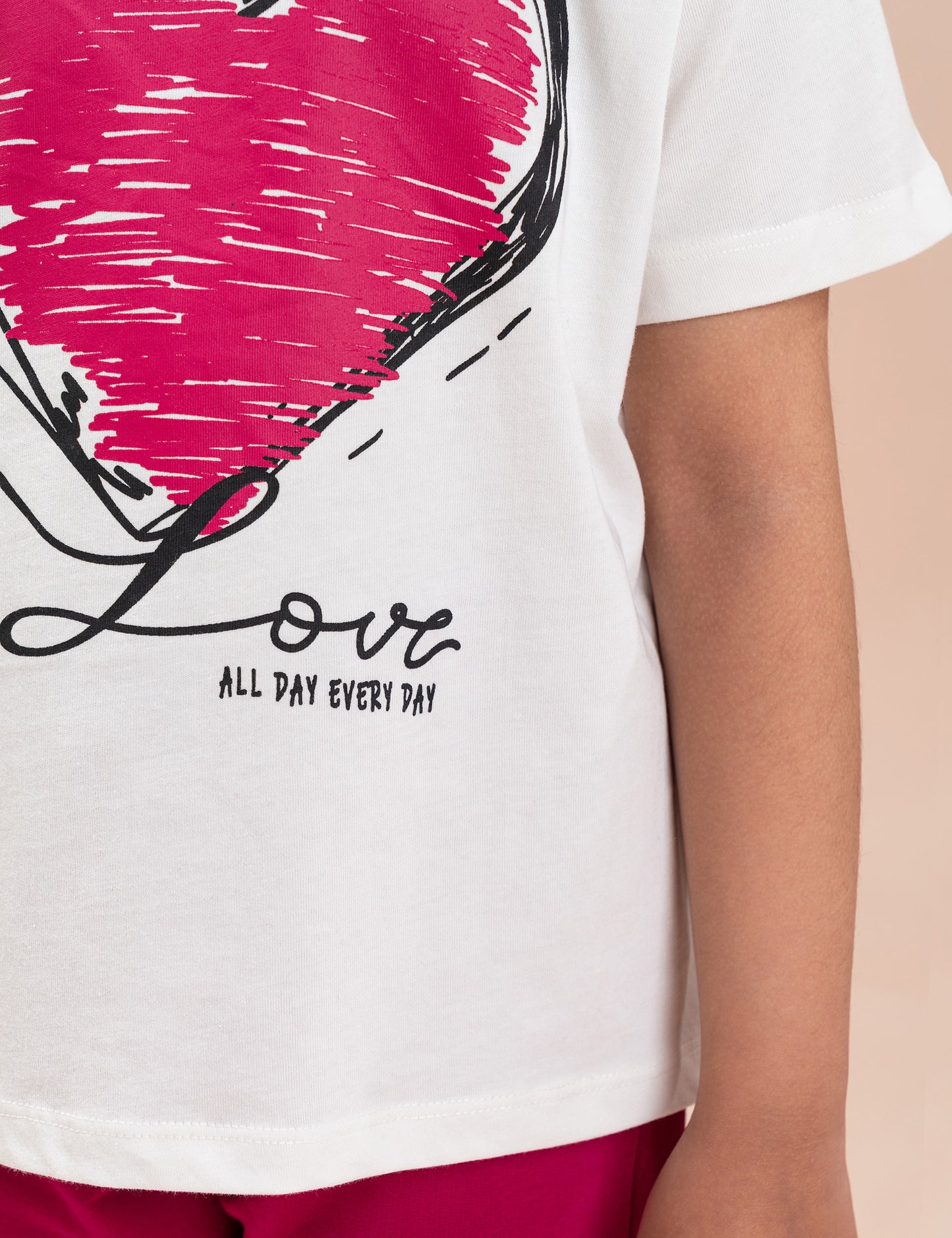 2 PIECE HEART GRAPHIC SUIT