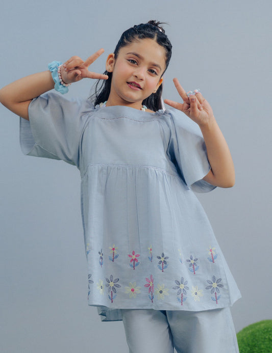 2 PIECE FLORAL EMBROIDERED SUIT