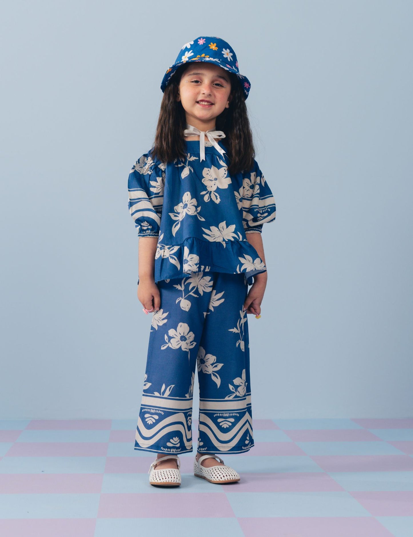 2 PIECE FLORAL PRINTED SUIT