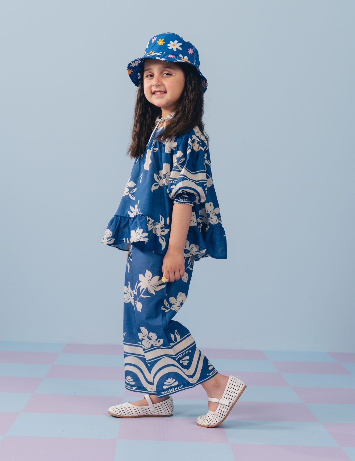 2 PIECE FLORAL PRINTED SUIT