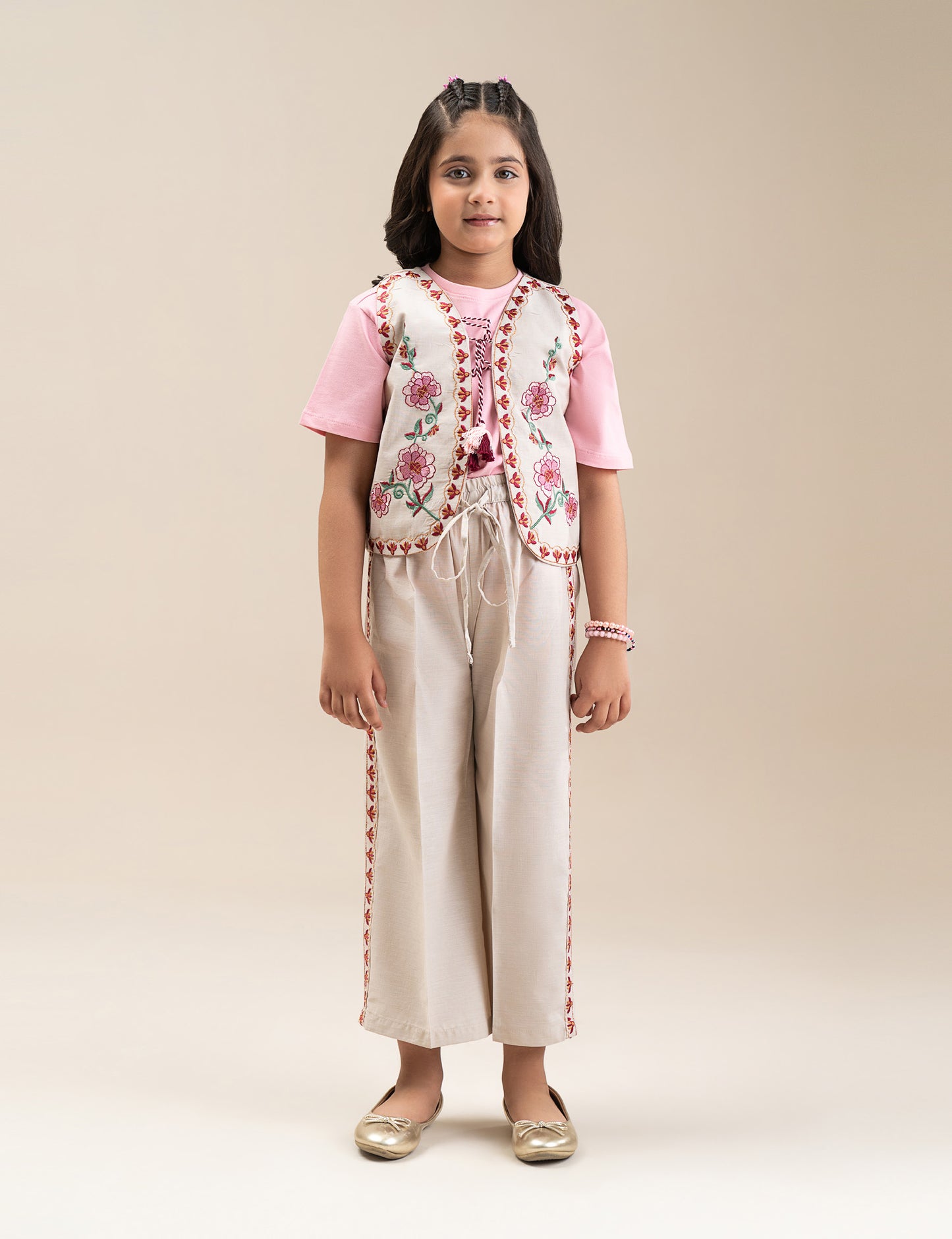 2 PIECE FLORAL EMBROIDERED SUIT