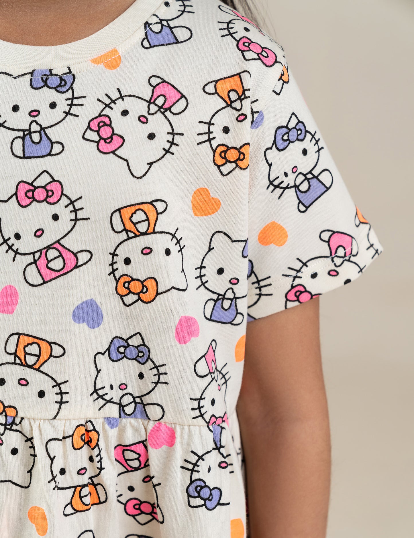 HELLO KITTY GRAPHIC DRESS