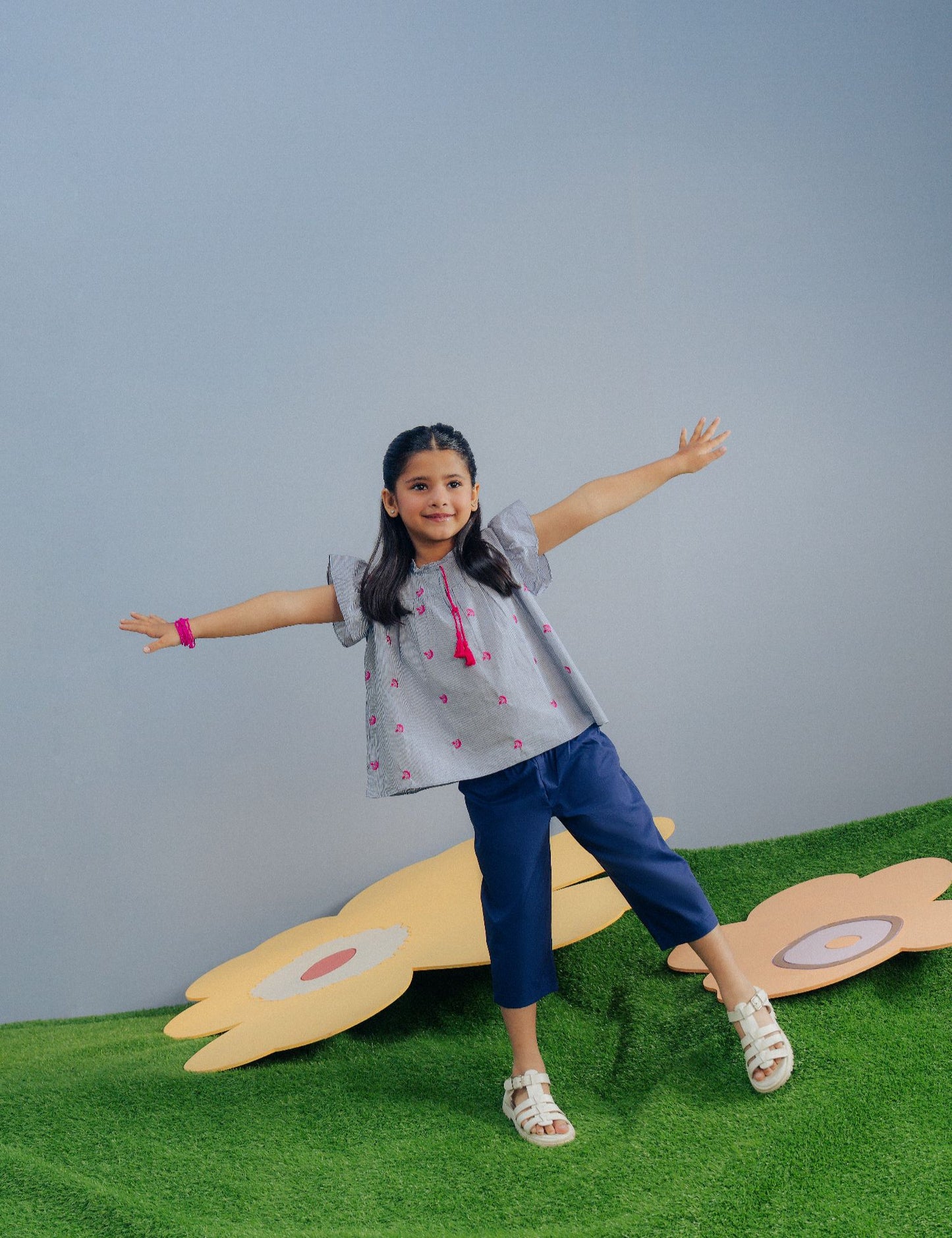 2 PIECE STRIPED EMBROIDERED SUIT