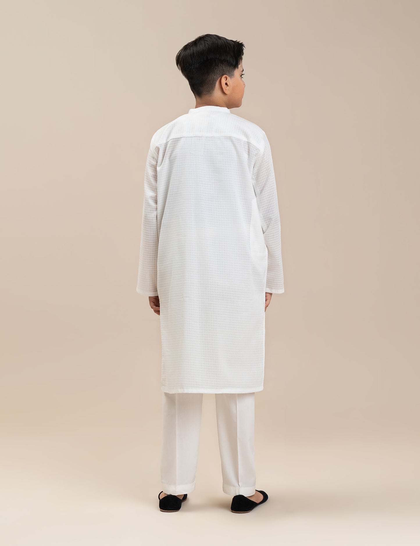 2 PIECE TEXTURED EMBROIDERED SUIT