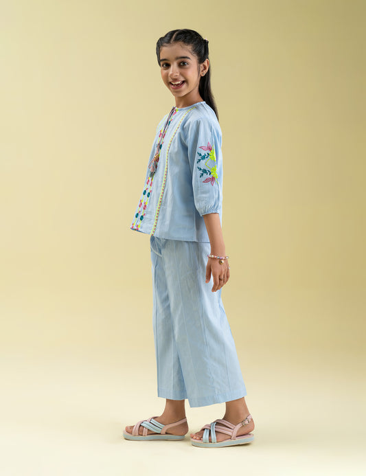 2 PIECE FLORAL EMBROIDERED SUIT