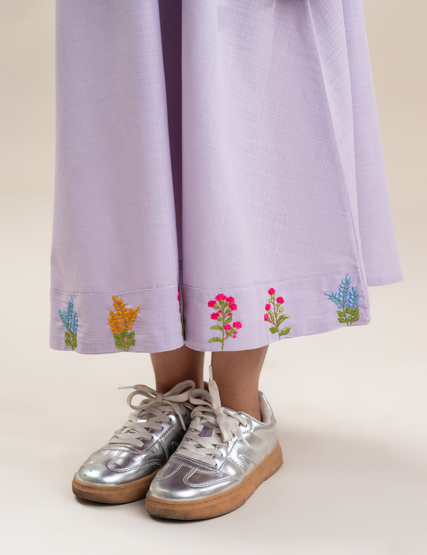 2 PIECE FLORAL EMBROIDERED SUIT