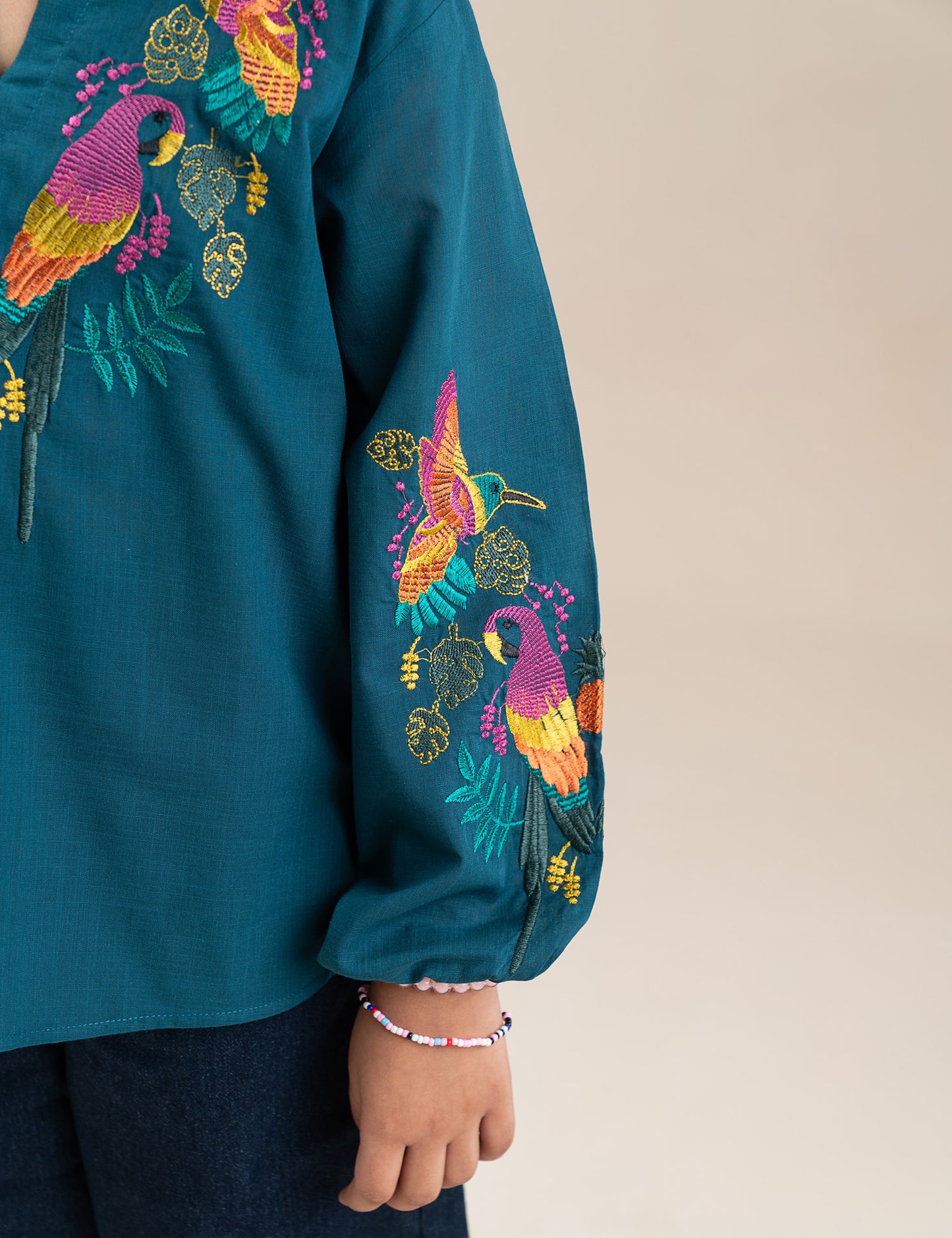BIRD EMBROIDERED TOP