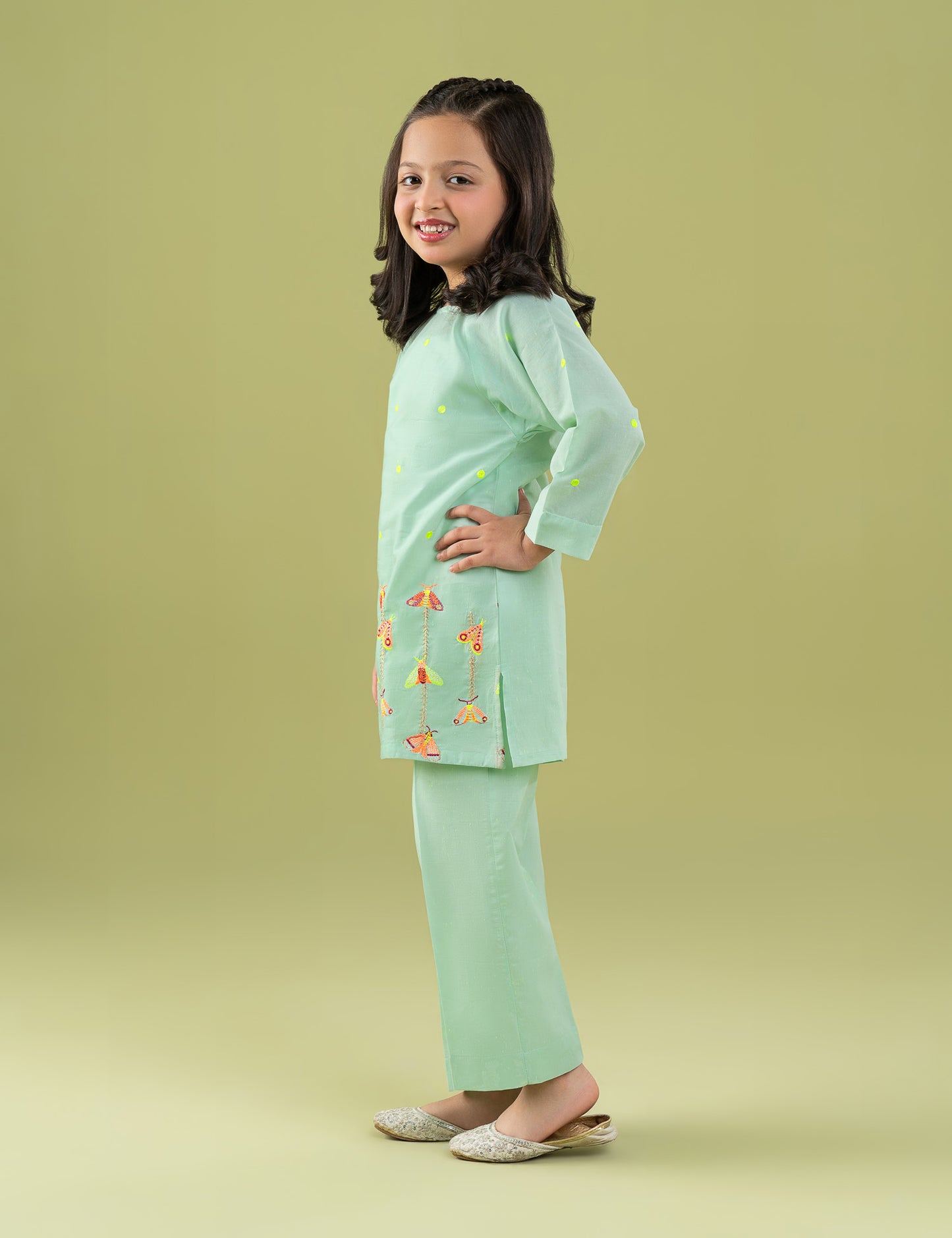 2 PIECE VIBRANT EMBROIDERED SUIT