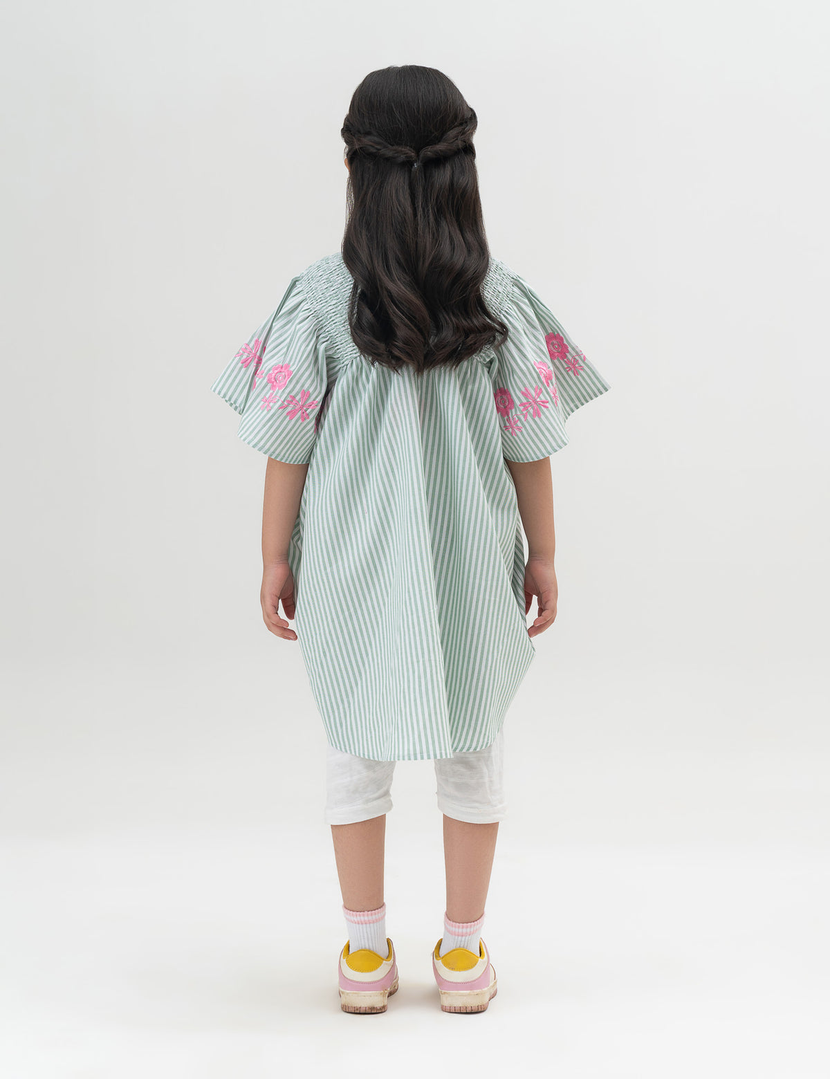 FLORAL EMBROIDERED DRESS