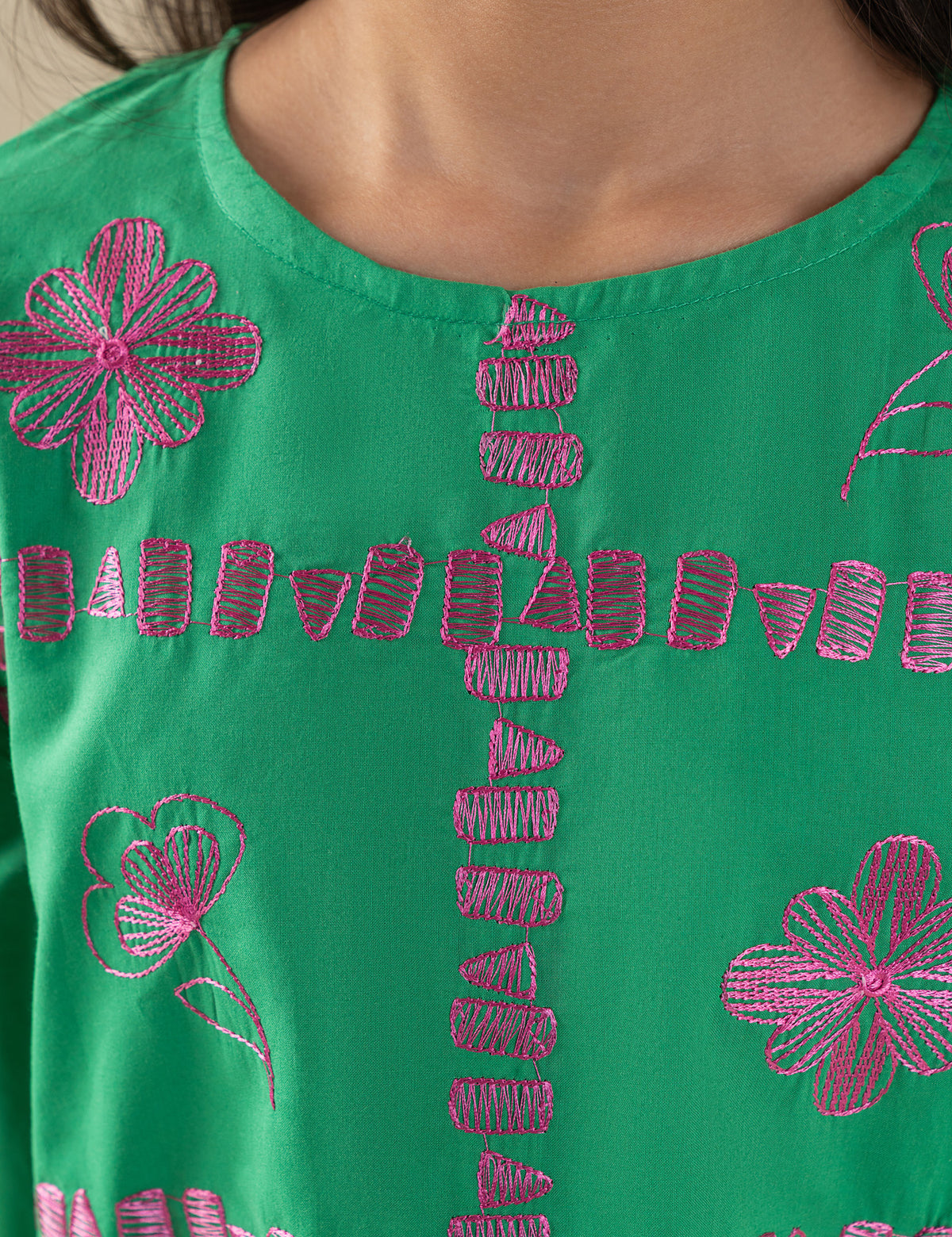2 PIECE FLORAL EMBROIDERED SUIT