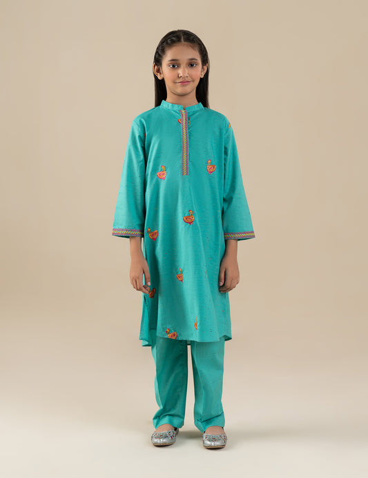 2 PIECE CHICKEN EMBROIDERED SUIT