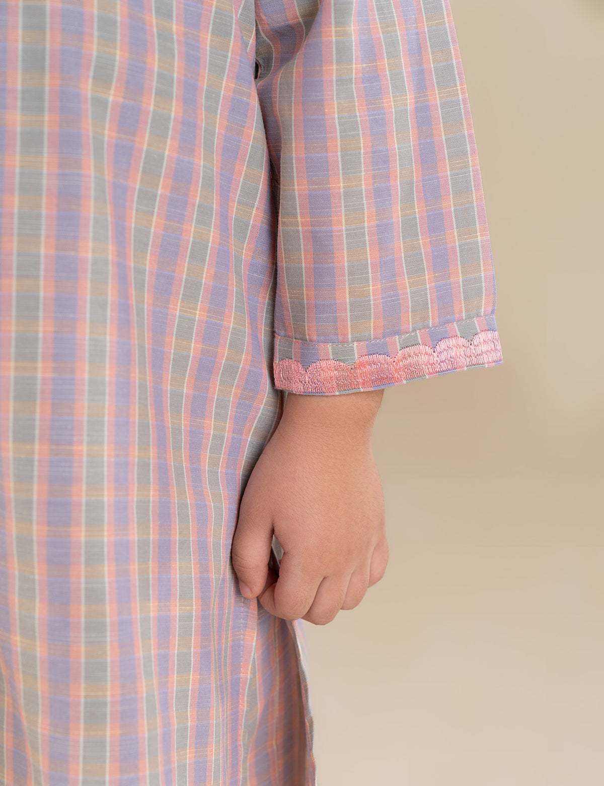 2 PIECE POCKETS EMBROIDERED SUIT