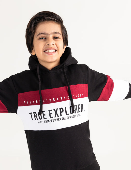 TRUE EXPLORER SLOGAN HOODIE