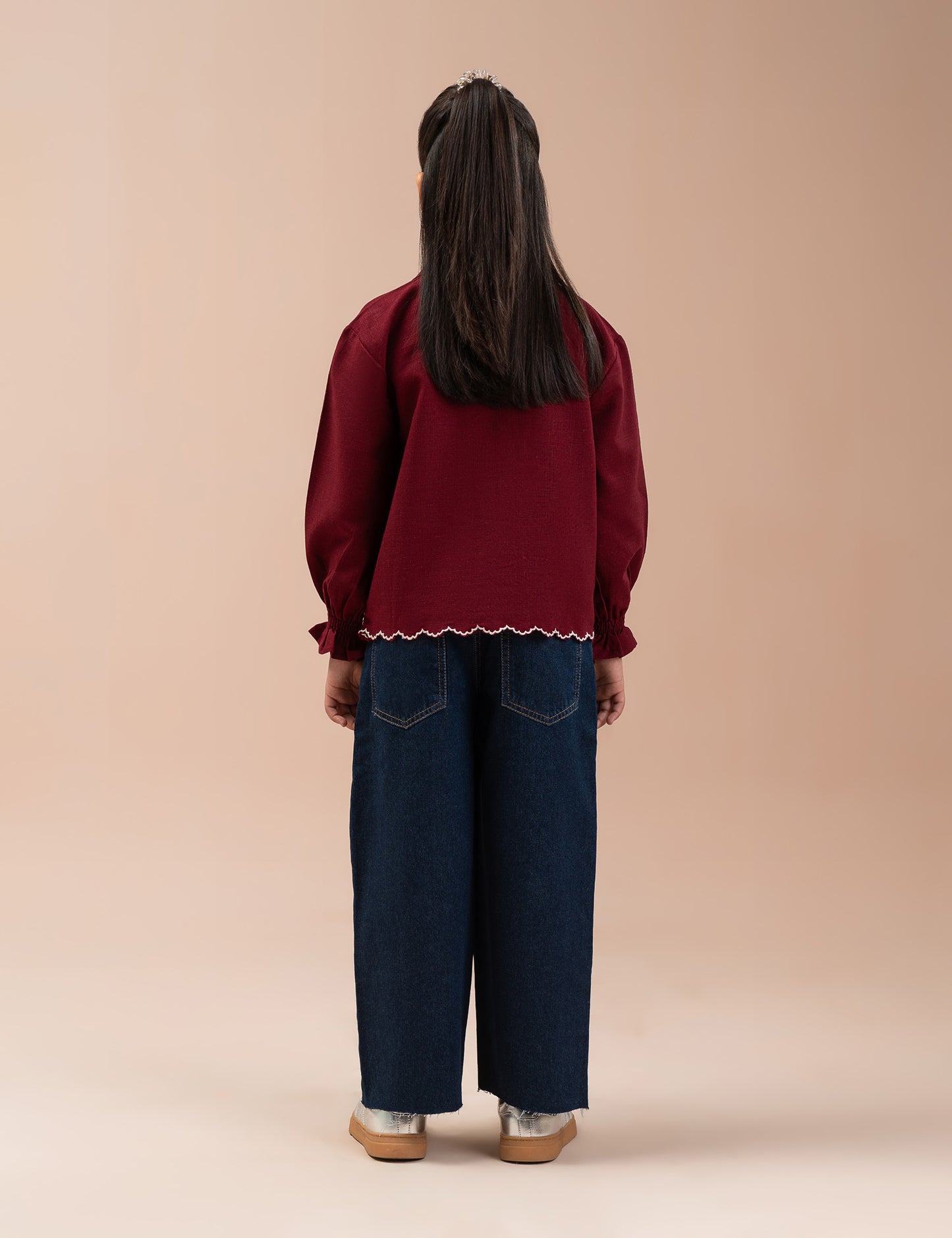 EMBROIDERED BUTTON DOWN TOP