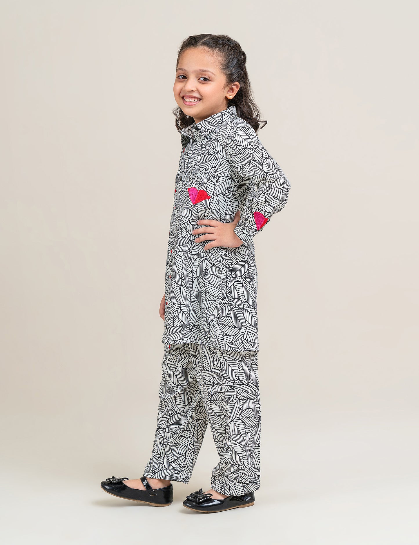 2 PIECE HEART PRINTED SUIT